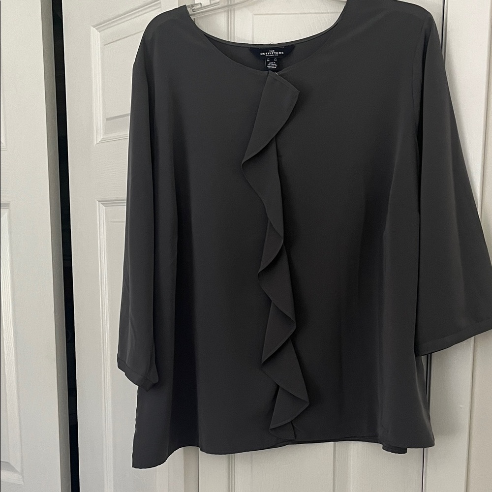 Lands End grey 3/4 sleeve blouse. Size 20W